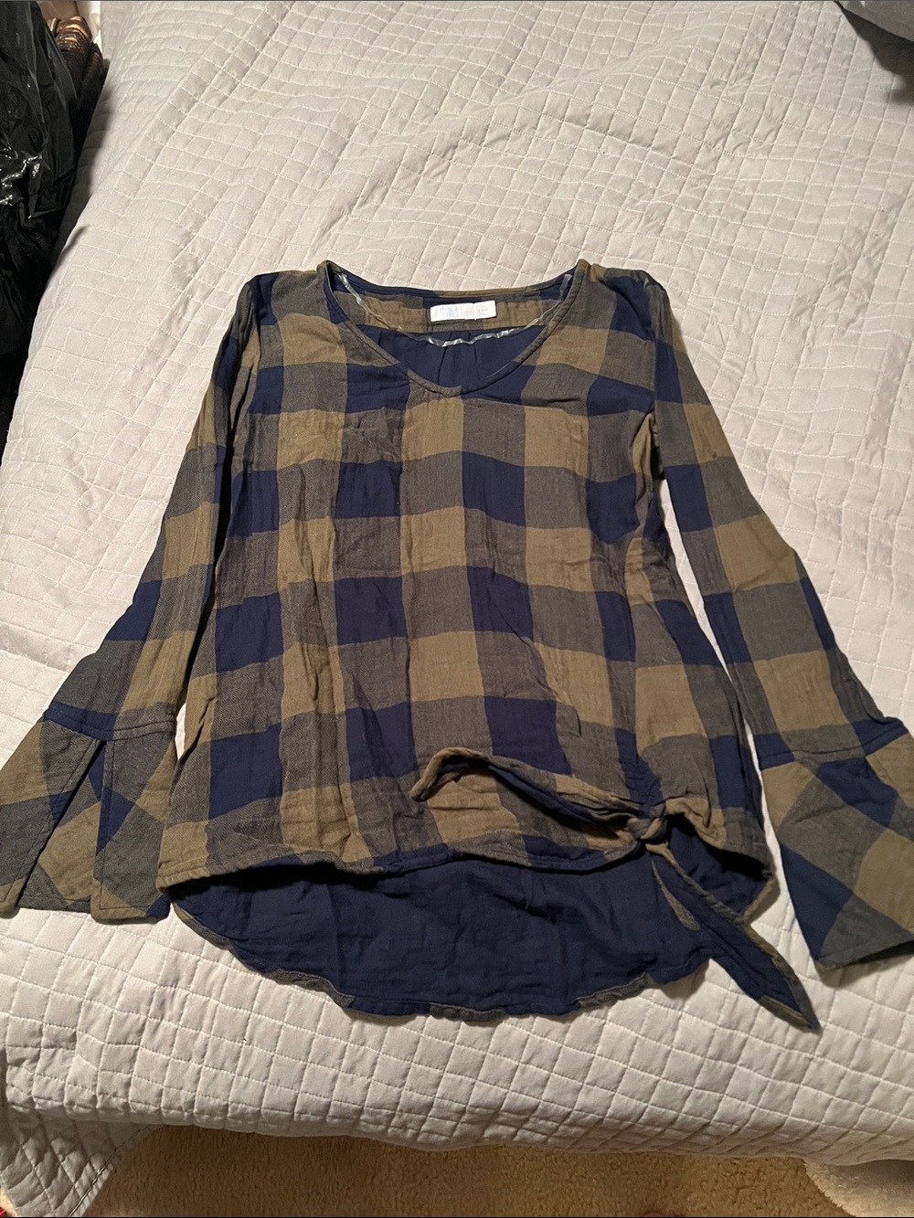 Time & tru Women’s Navy and Olive Plaid Tie-Hem Blouse